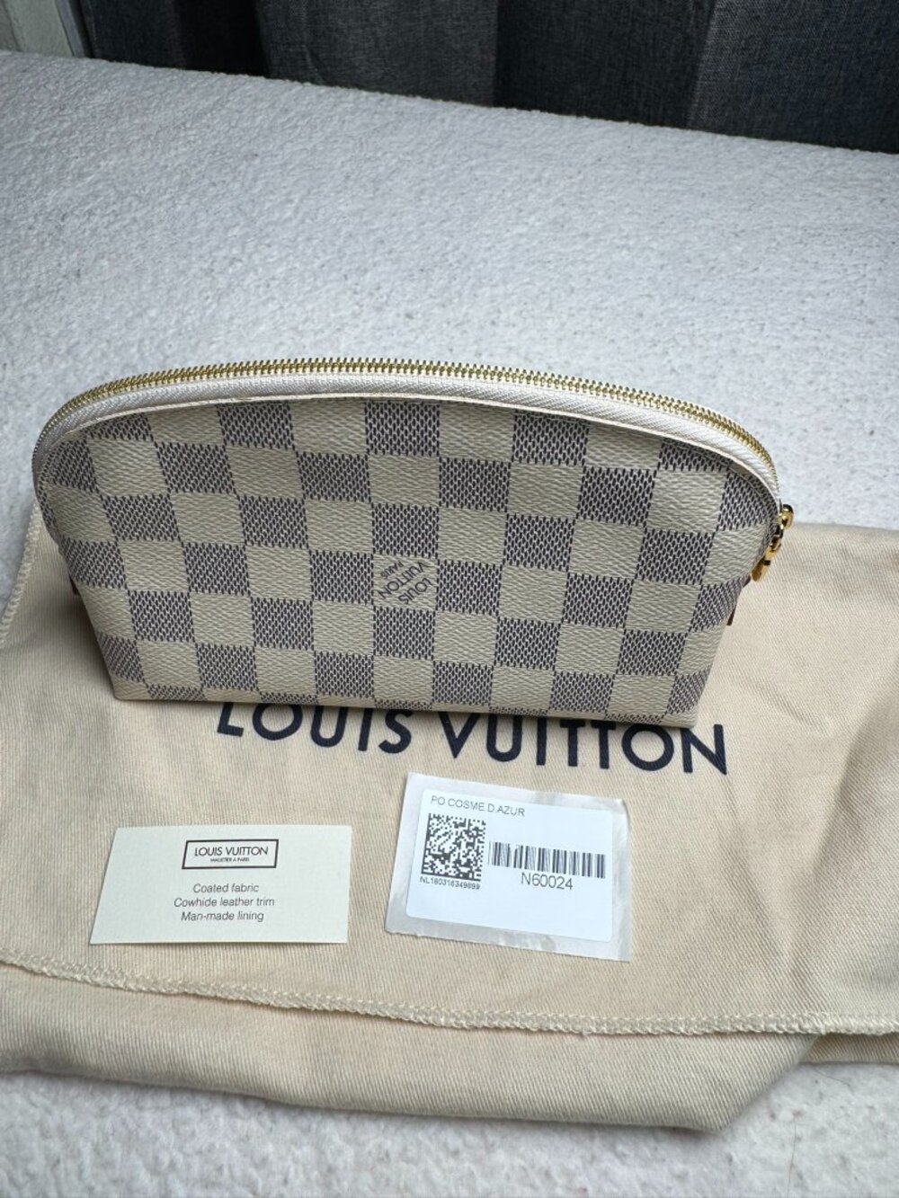 Authentic Louis Vuitton Damier Azur Cosmetic pouch PM - Picture 13 of 13